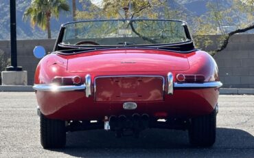 Jaguar-XKE-E-Type-Cabriolet-1962-6