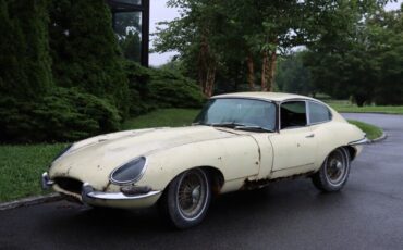 Jaguar-XKE-Series-I-1965-1