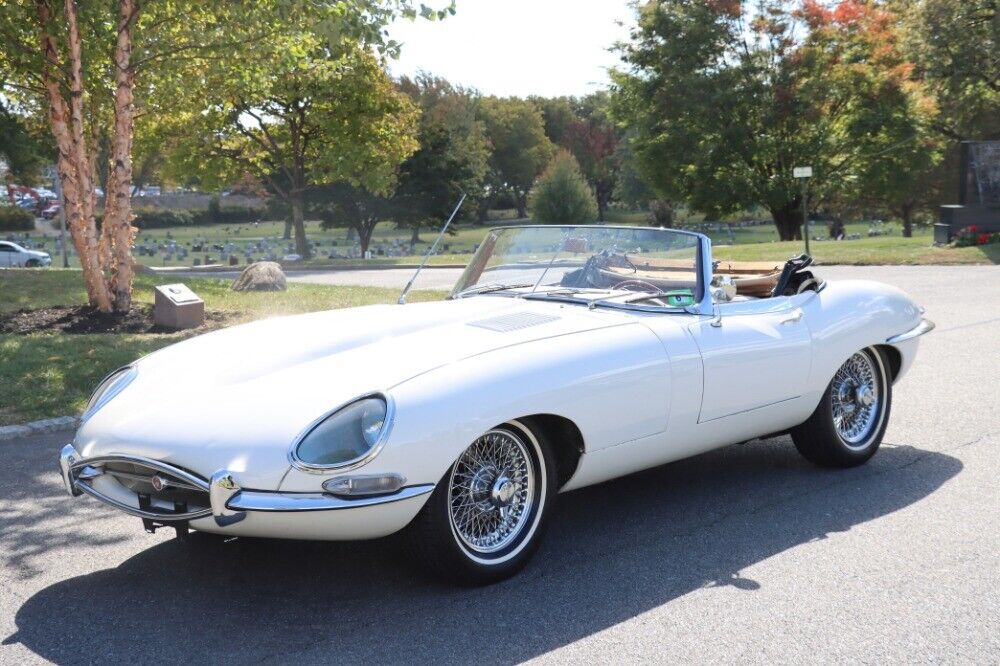 Jaguar-XKE-Series-I-3.8-Roadster-1963-1