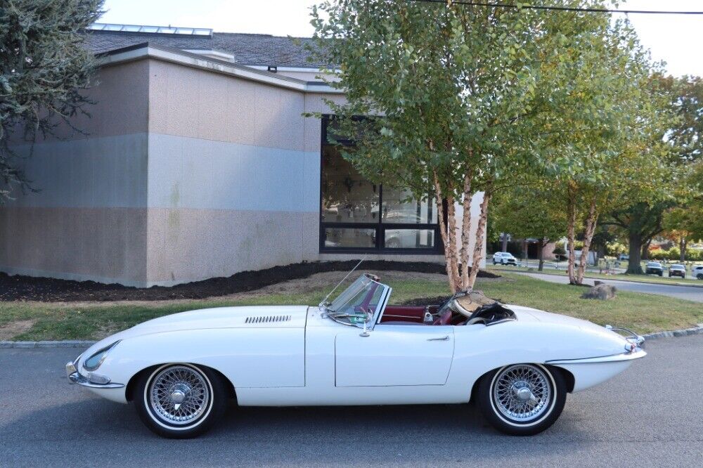 Jaguar-XKE-Series-I-3.8-Roadster-1963-3