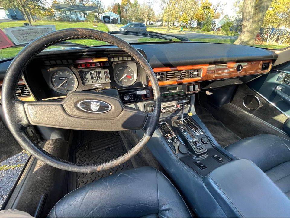 Jaguar-Xjs-convertible-1987-7