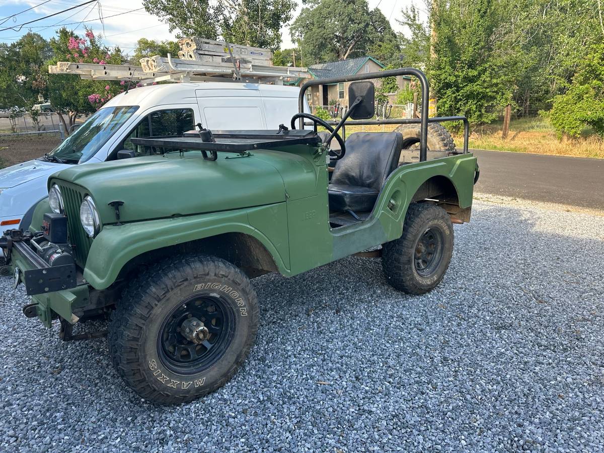 Jeep-1959-2