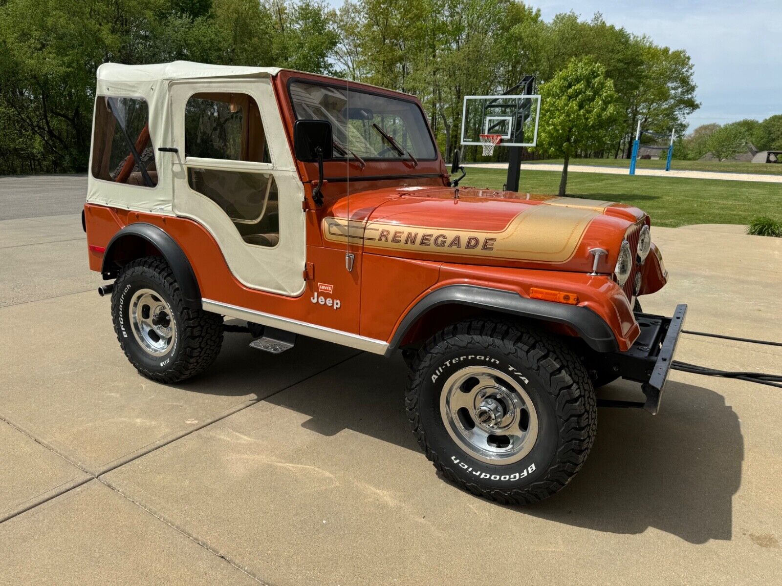 Jeep-CJ-1976-1