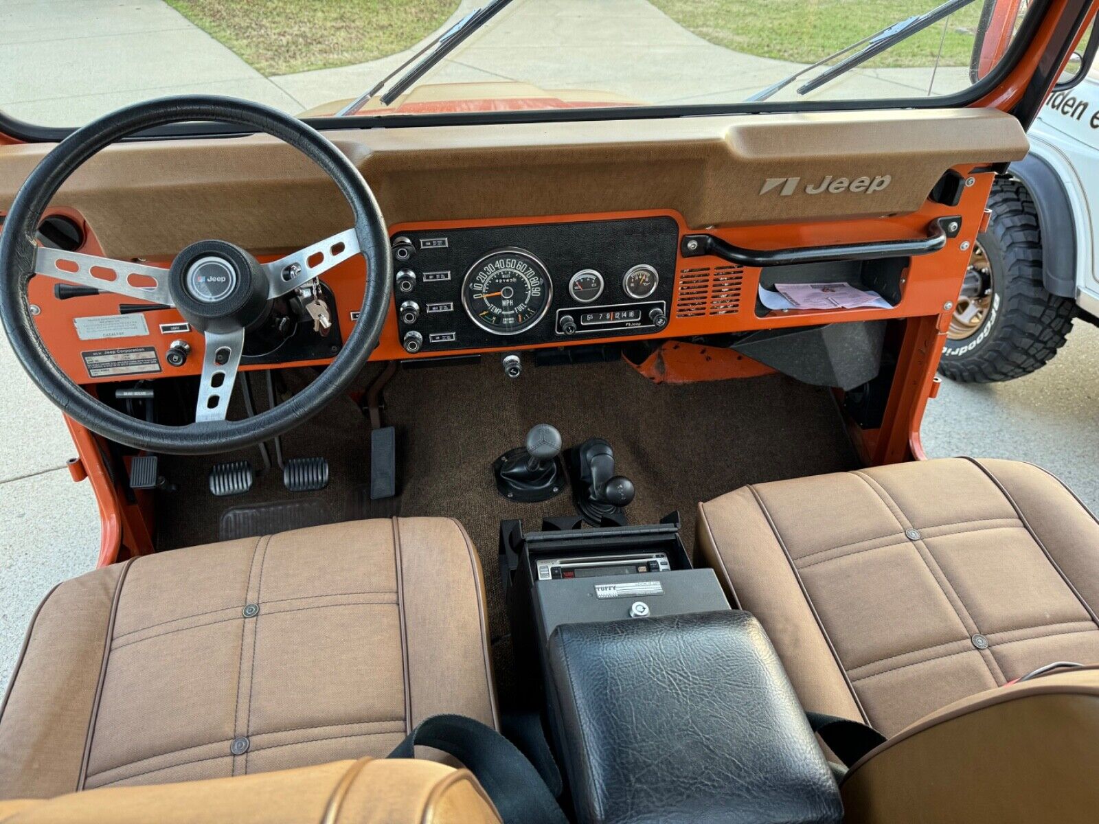 Jeep-CJ-1976-12