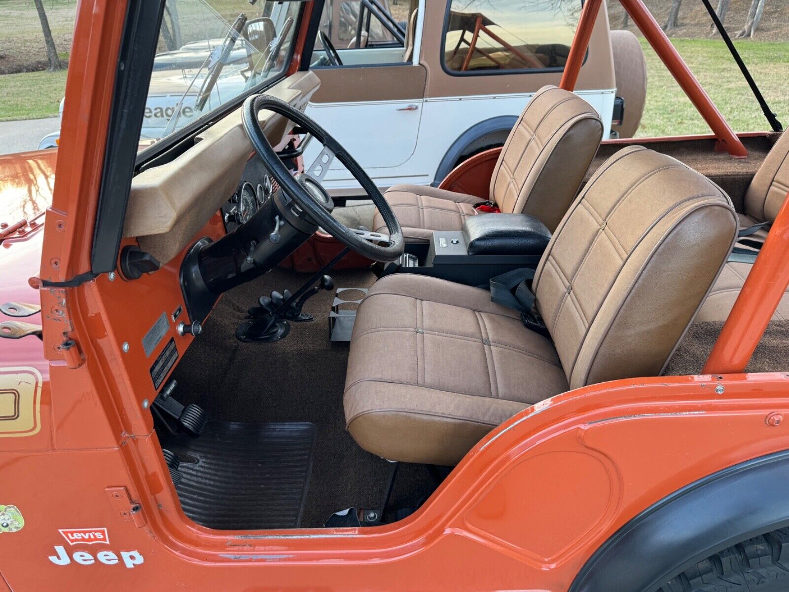 Jeep-CJ-1976-15