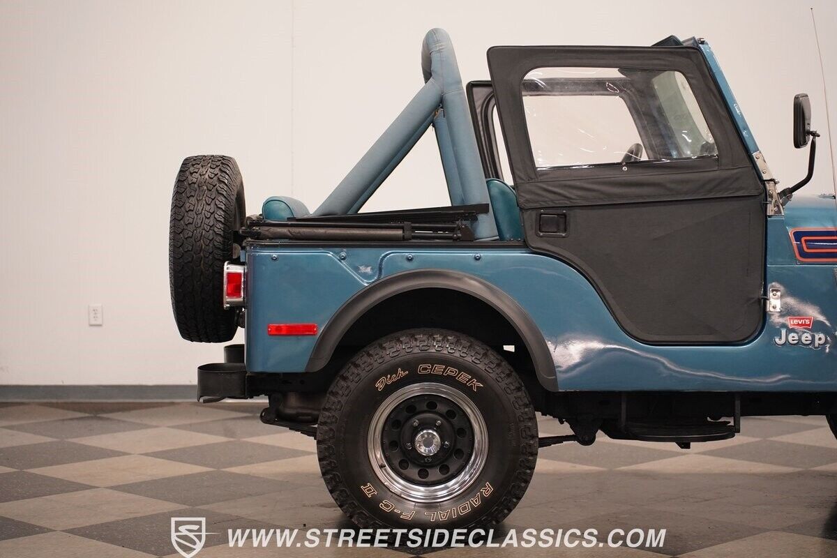 Jeep-CJ-1976-32