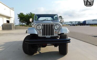 Jeep-CJ-1978-2