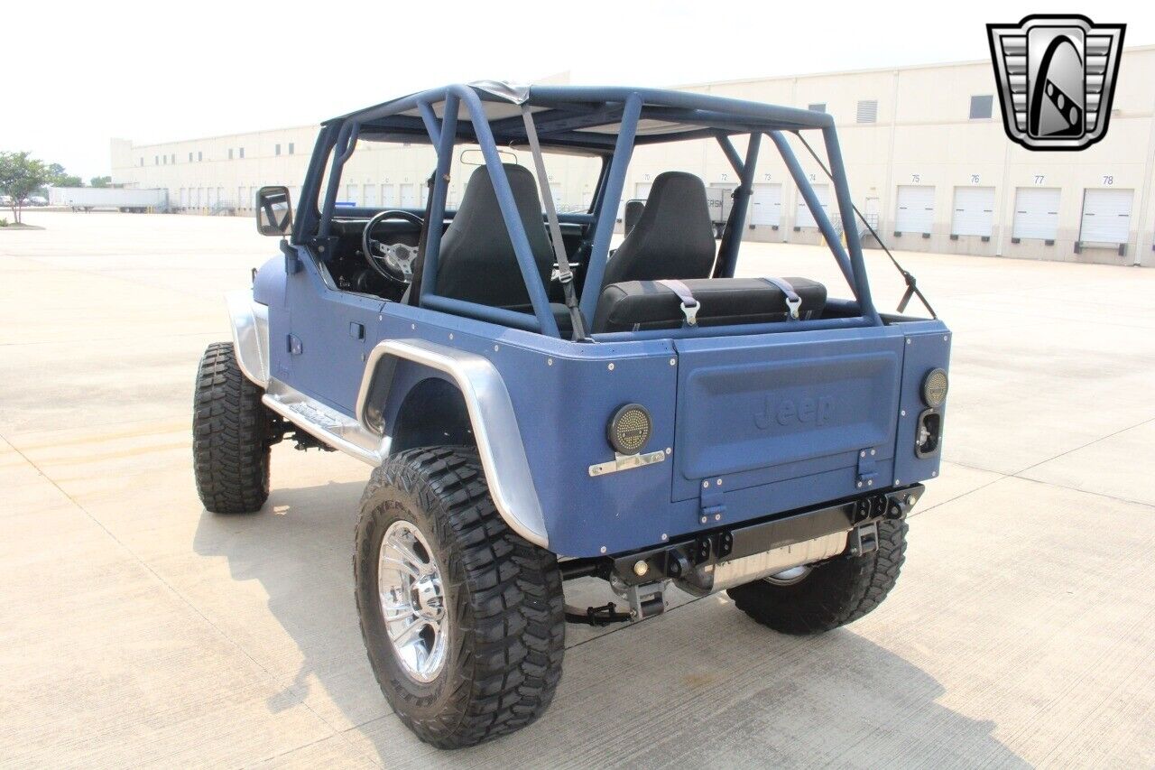 Jeep-CJ-1980-3