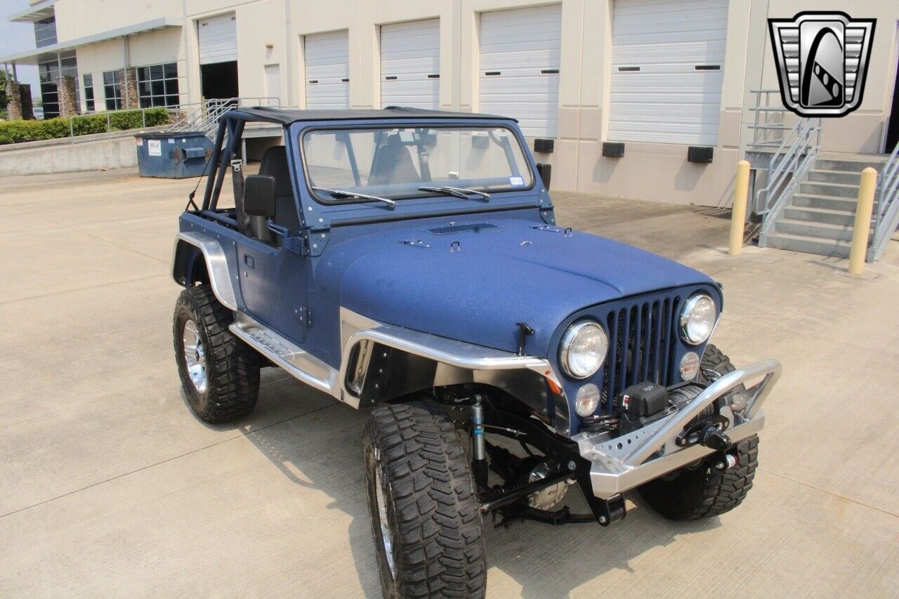 Jeep-CJ-1980-38