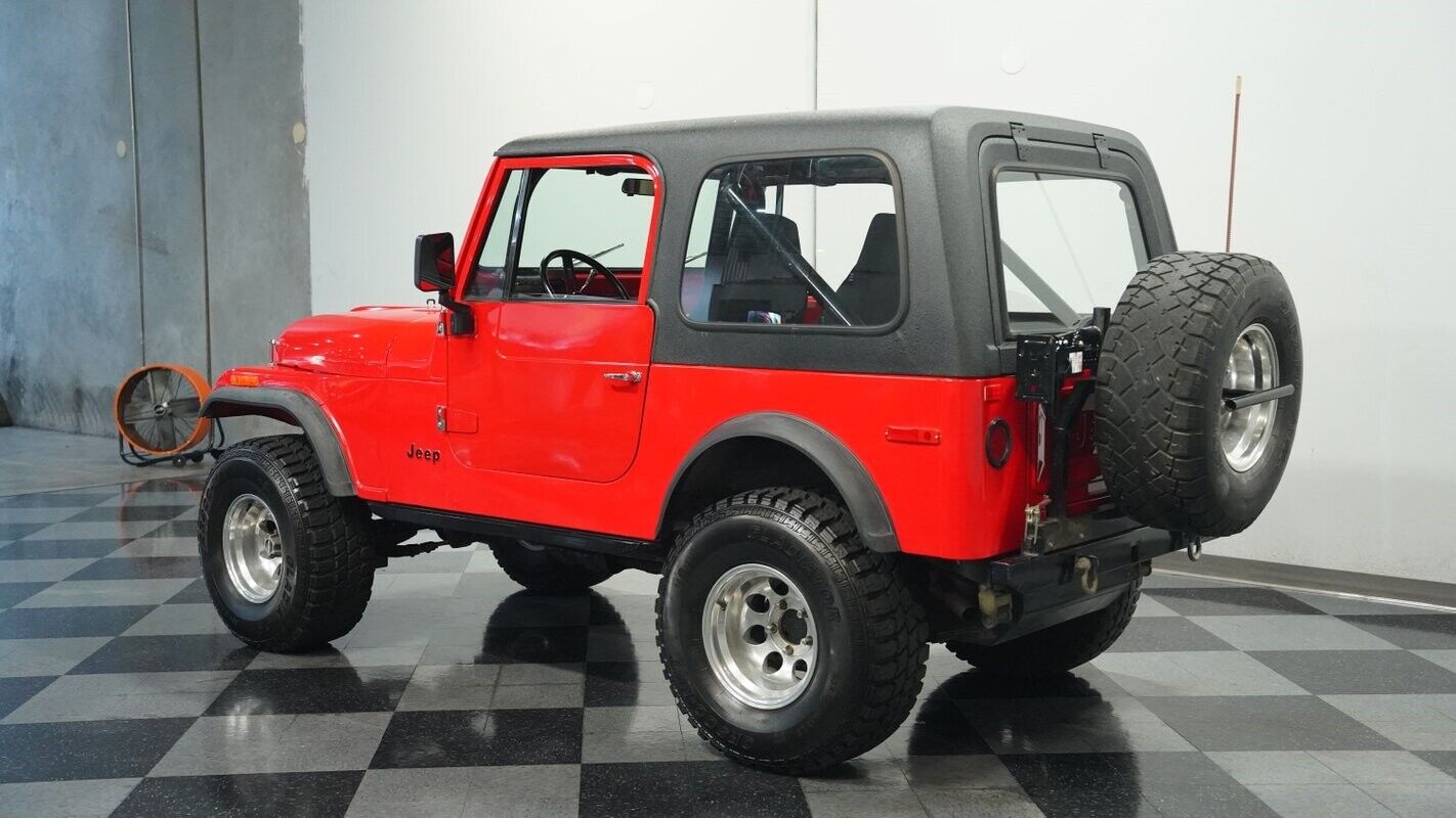 Jeep-CJ-1980-6