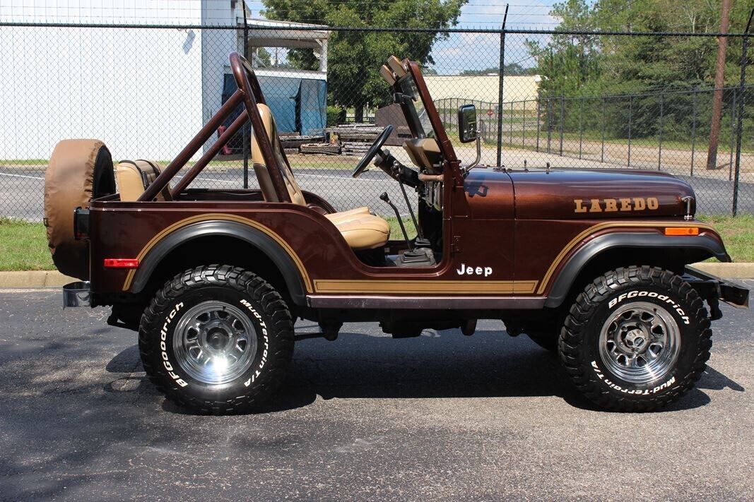 Jeep-CJ-1980-6