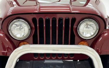 Jeep-CJ-1980-8