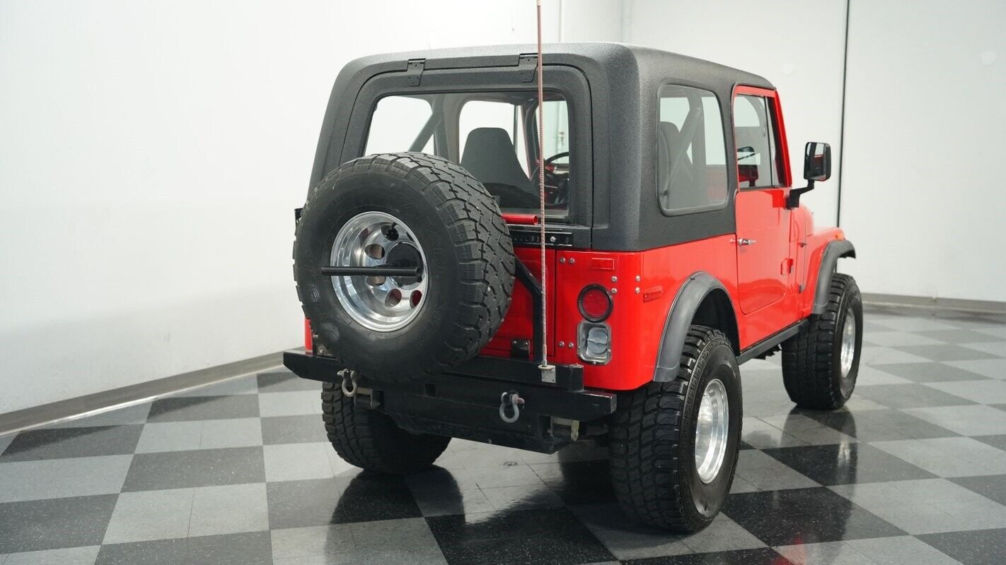 Jeep-CJ-1980-9