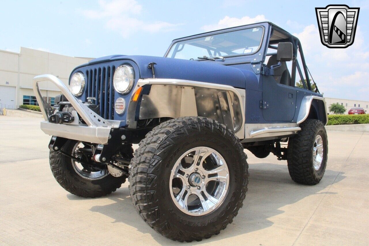 Jeep-CJ-1980-9