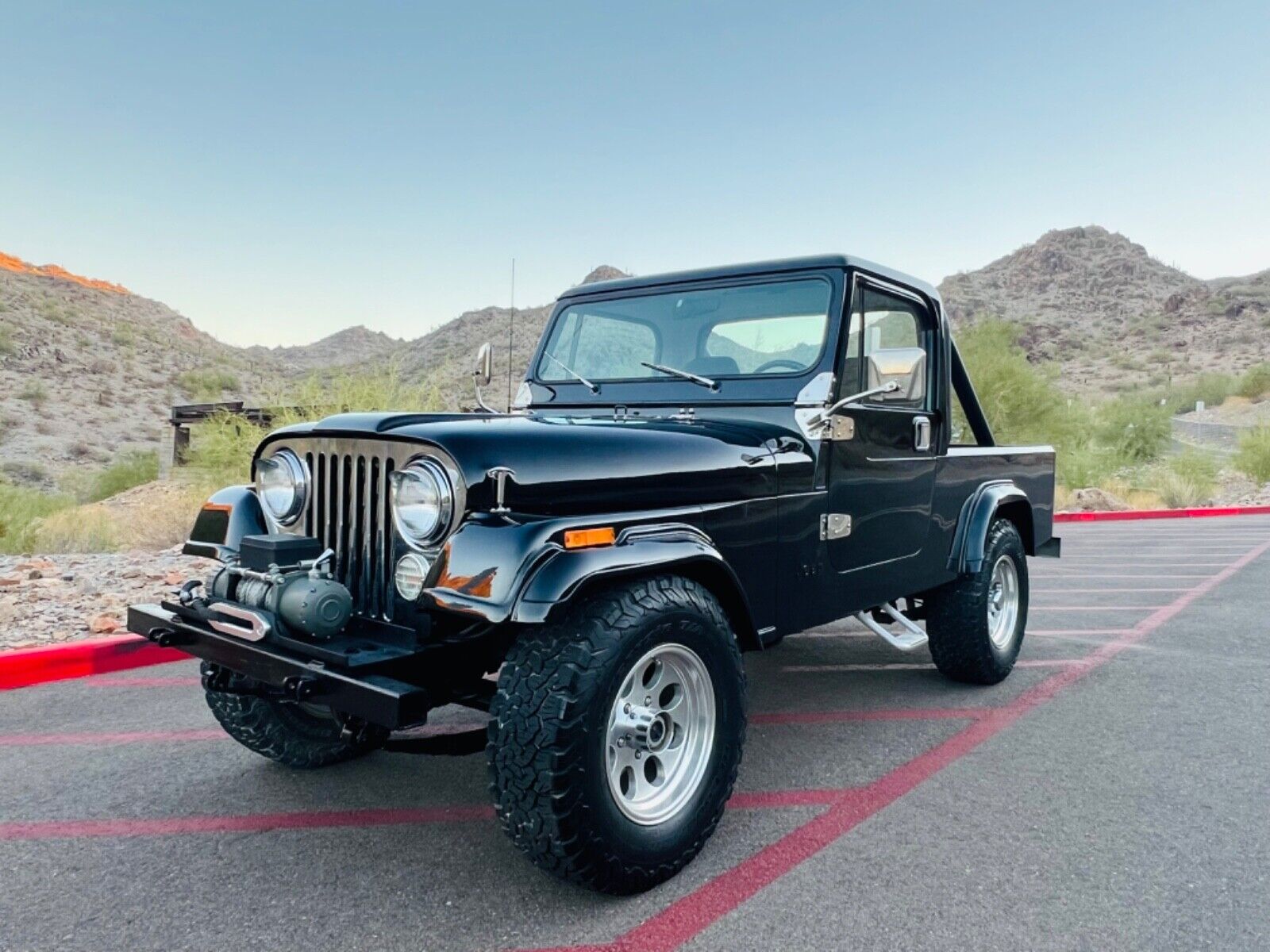 Jeep-CJ-1981-3