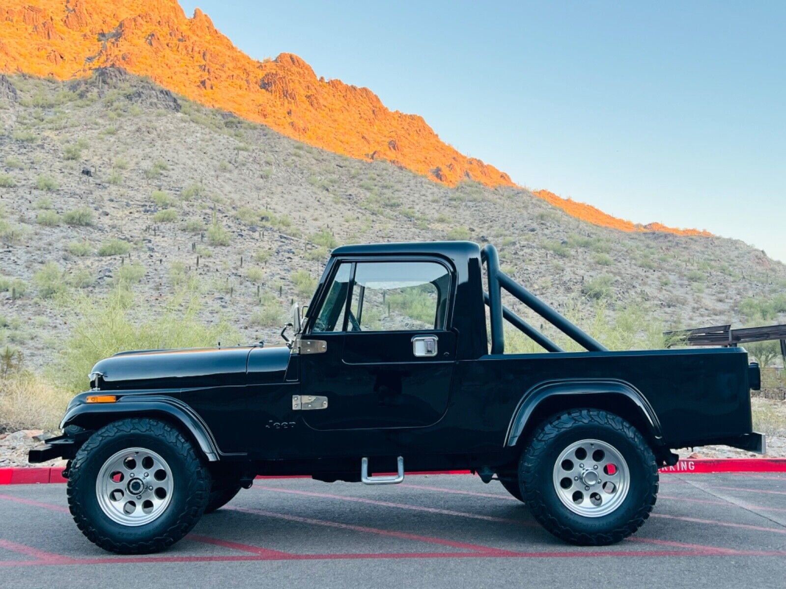 Jeep-CJ-1981-4