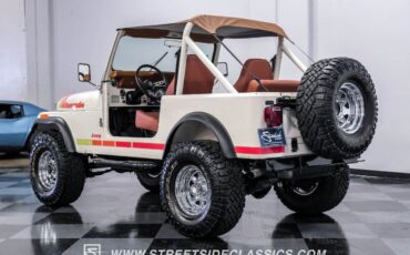 Jeep-CJ-1981-8