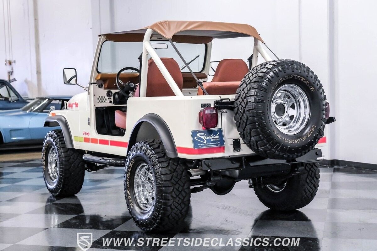 Jeep-CJ-1981-9