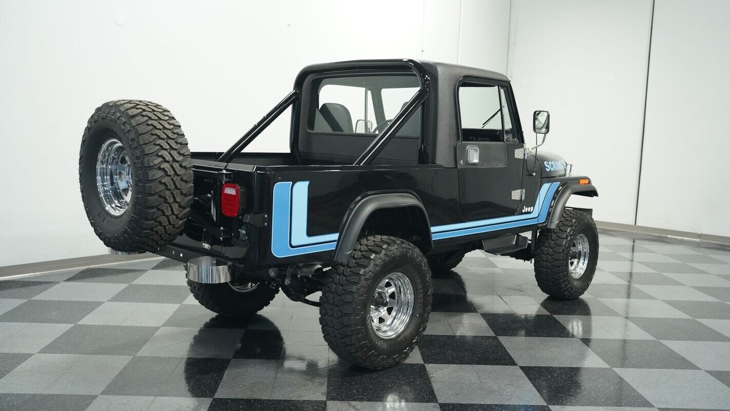 Jeep-CJ-1982-11