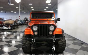 Jeep-CJ-1982-18