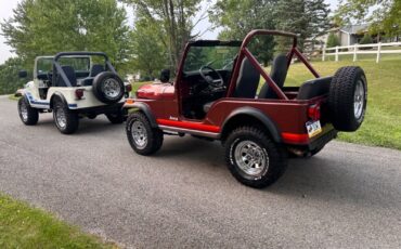 Jeep-CJ-1982-2