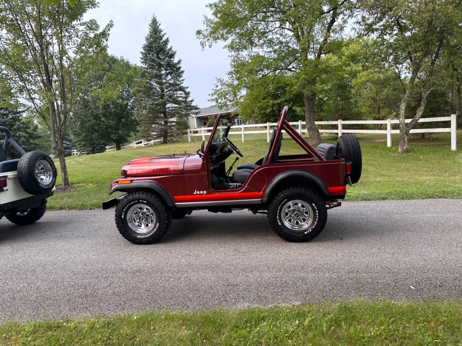 Jeep-CJ-1982-3