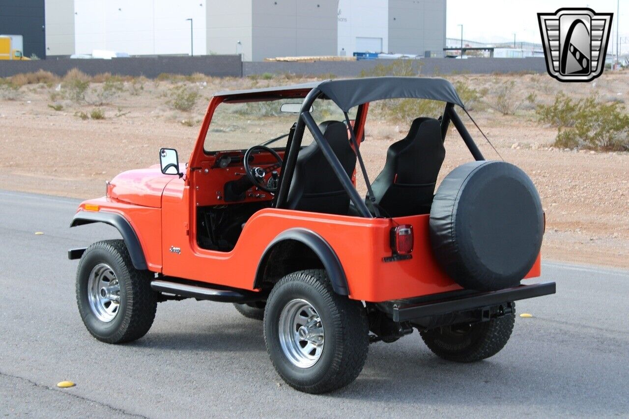 Jeep-CJ-1982-7