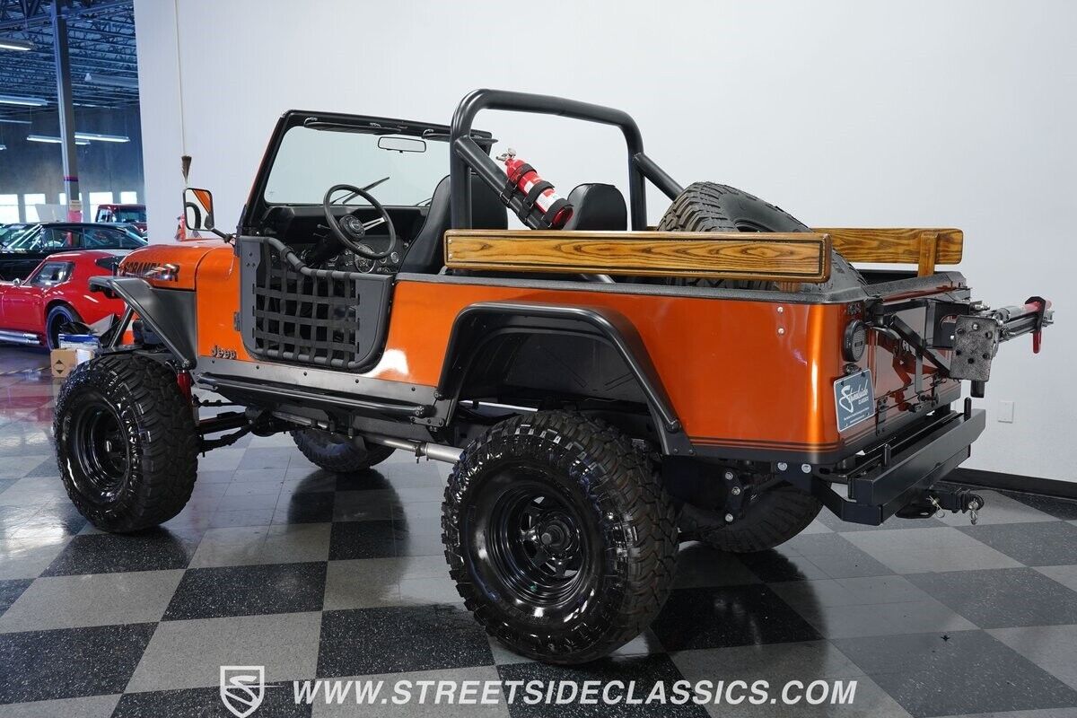 Jeep-CJ-1983-6