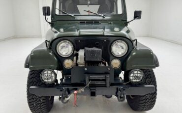 Jeep-CJ-1983-7