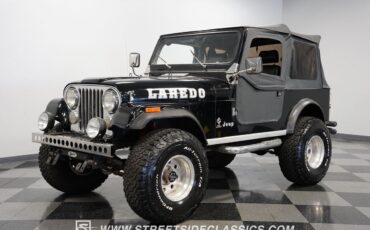 Jeep-CJ-1985-5