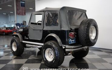 Jeep-CJ-1985-9