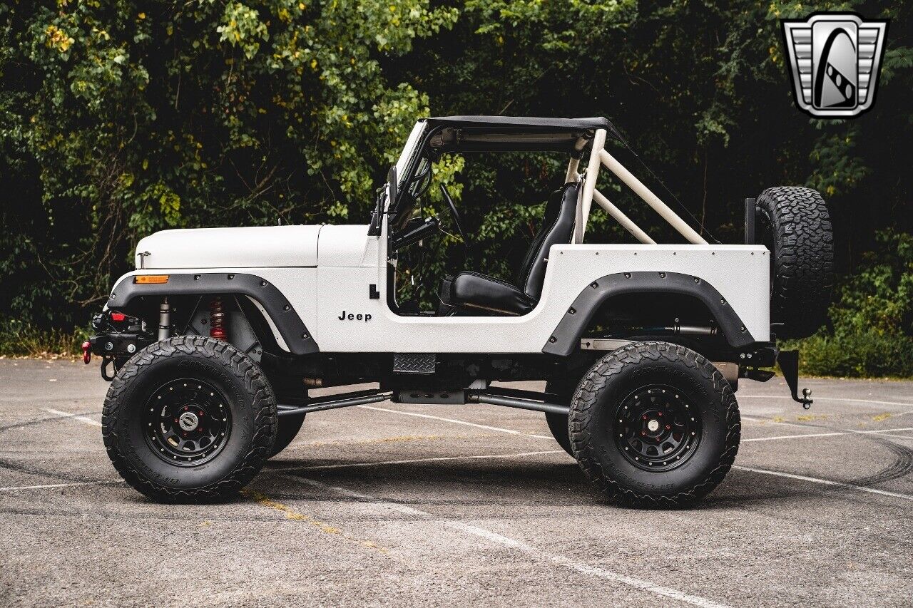 Jeep-CJ-Cabriolet-1982-3