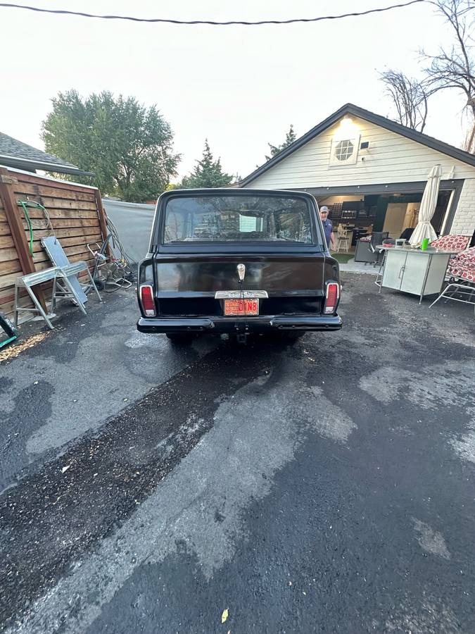 Jeep-Cherokee-1975-6