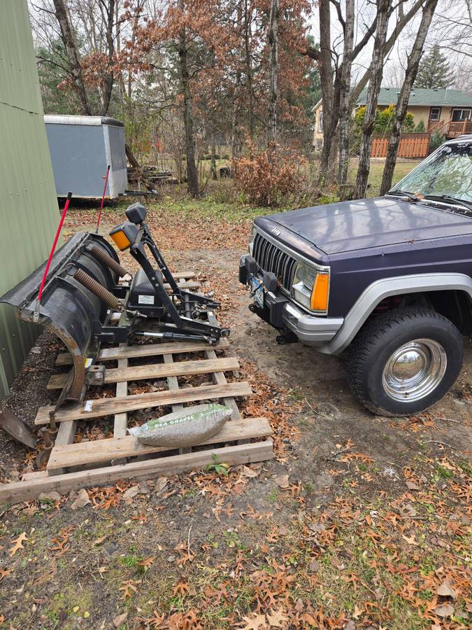 Jeep-Cherokee-1988