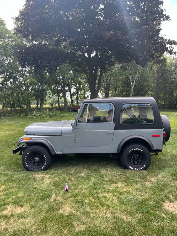 Jeep-Cj-7-1979-8