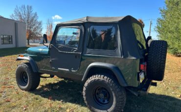 Jeep-Cj-7-1983-3