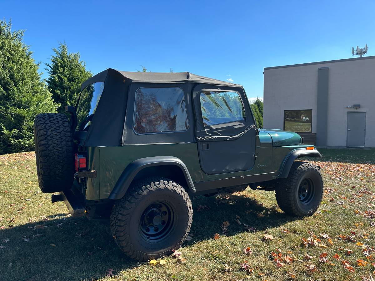 Jeep-Cj-7-1983-7