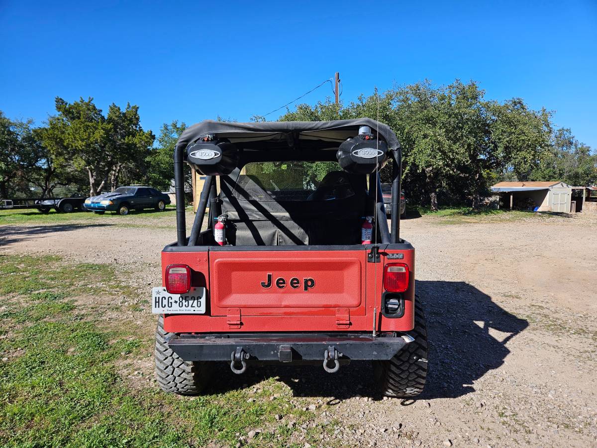 Jeep-Cj-7-1985-2