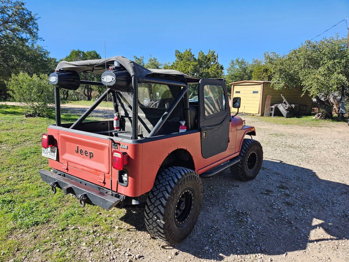 Jeep-Cj-7-1985-4