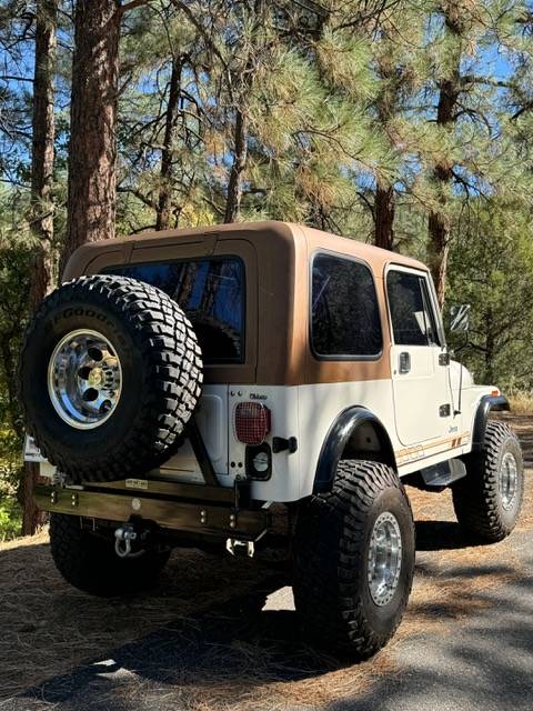 Jeep-Cj-7-1986-2