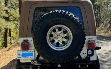 Jeep-Cj-7-1986-4