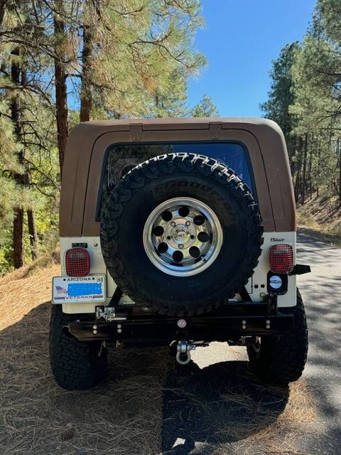 Jeep-Cj-7-1986-4