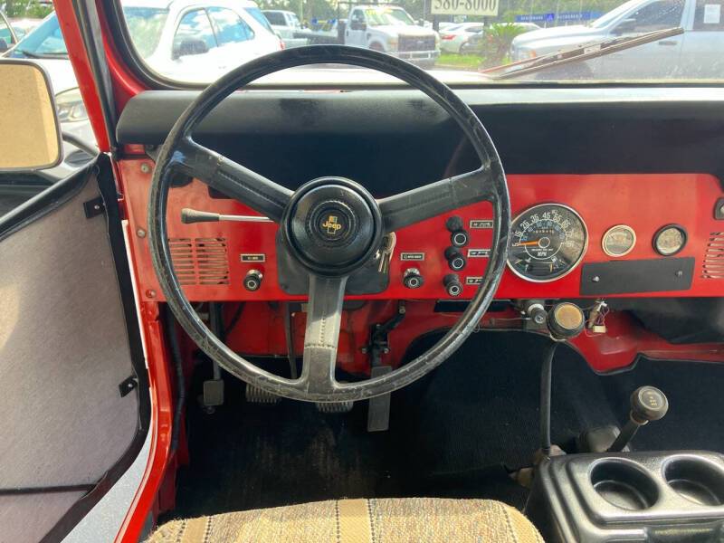 Jeep-Cj-7-open-body-std.-1984-16