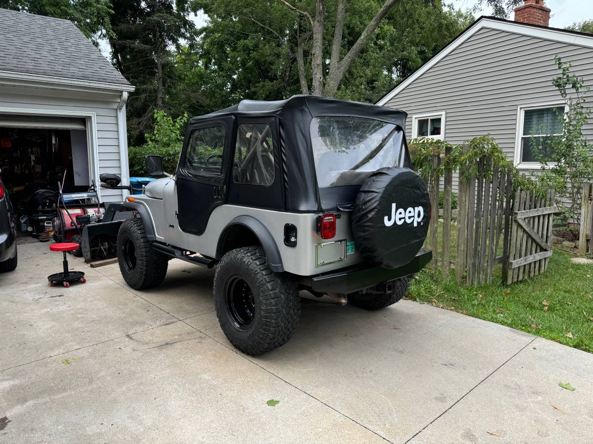 Jeep-Cj5-1977-15