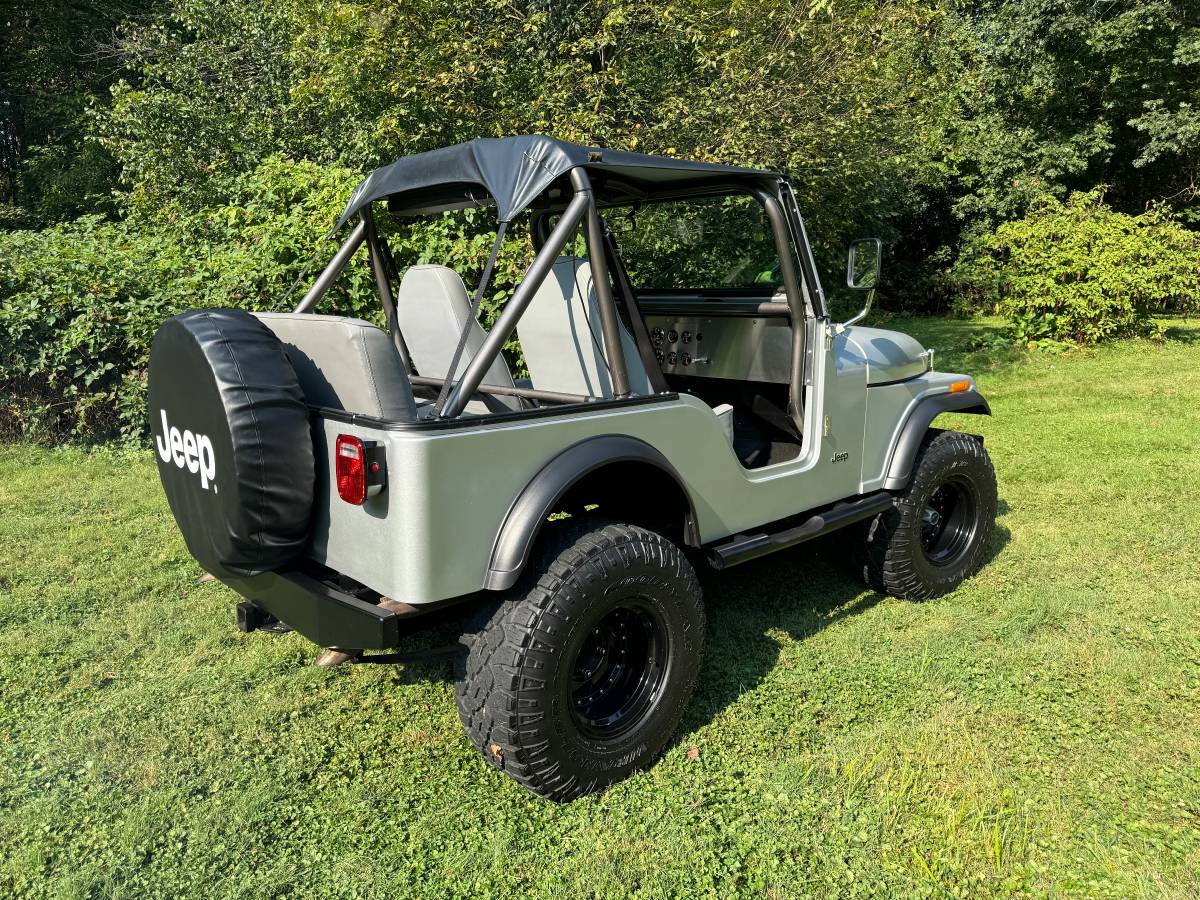 Jeep-Cj5-1977-3