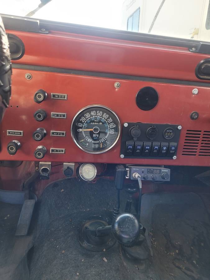 Jeep-Cj7-1977-1