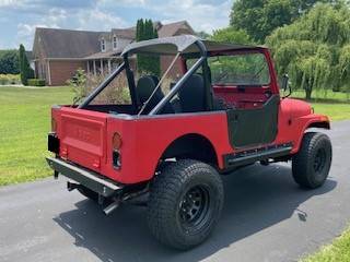 Jeep-Cj7-1983-3