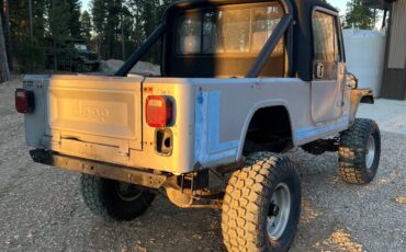 Jeep-Cj8-scrambler-1981-2