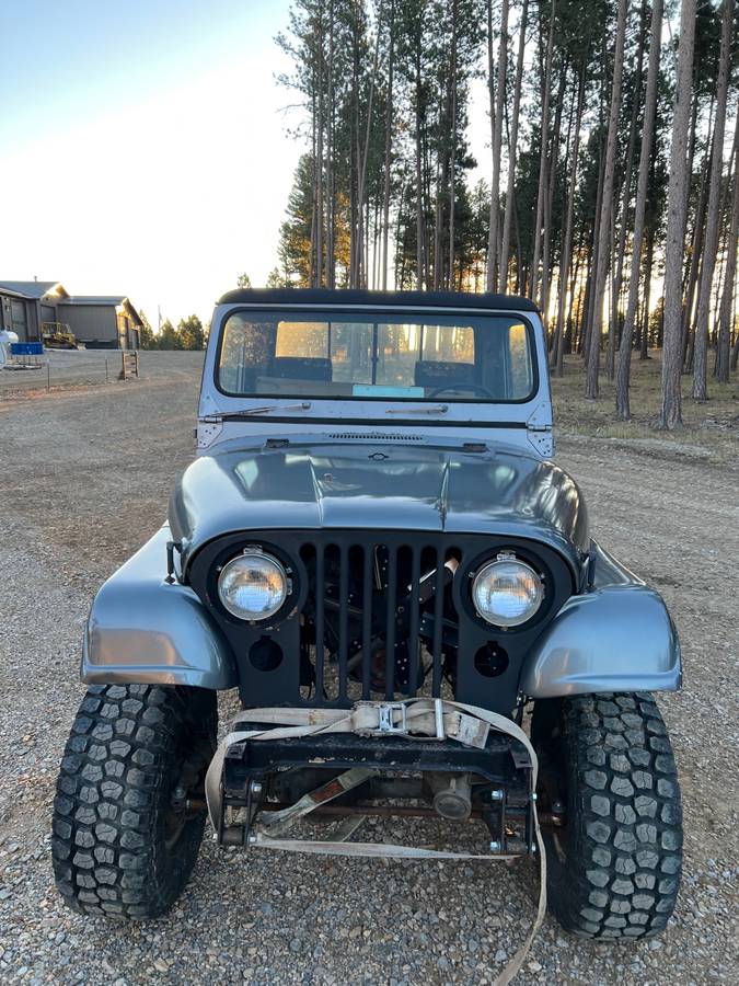 Jeep-Cj8-scrambler-1981-22