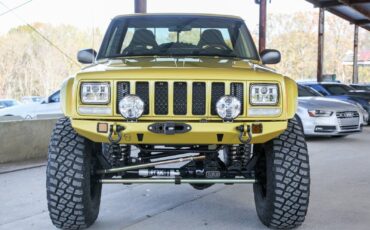 Jeep-Comanche-1989-1